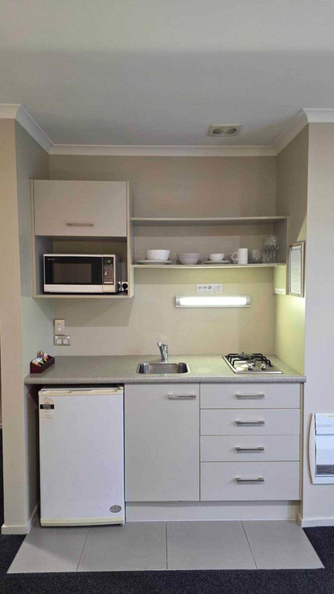 Tower Junction Motor Lodge- Motel With Airport And Railway Station Shuttle Service Christchurch Chambre photo